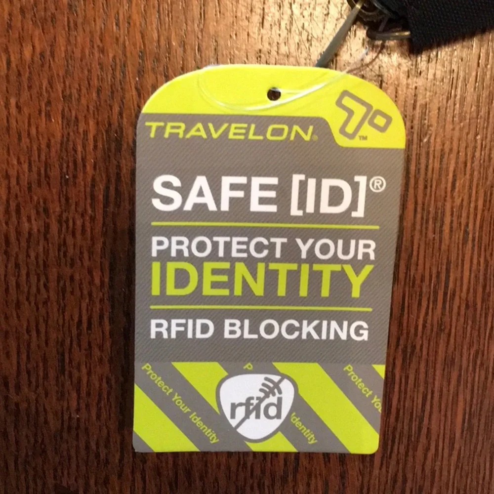 Travelon Wallet - Picture 2 of 6